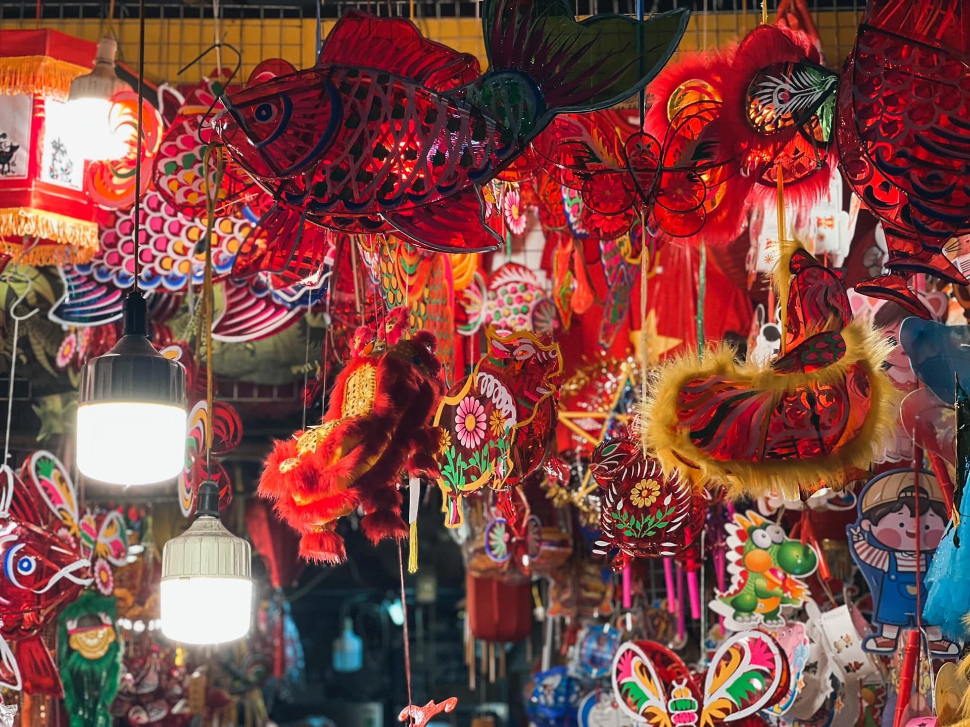 Colorful lanterns during the Mid-Autumn Festival 